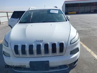 2018 Jeep Cherokee Limited with VIN 1C4PJMDXXJD522638, listed as a IAAI auction lot 41692055 with 150,701 mi miles. Bid and sale history available at carsss.com. Image 12.