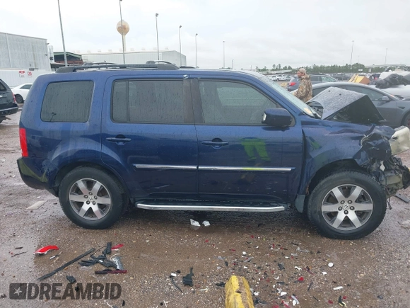 2013 Honda Pilot Touring with VIN 5FNYF4H95DB007125, listed as a IAAI auction lot 42493693 with Not provided miles and . Bid and sale history available at DreamBid. Image 13.