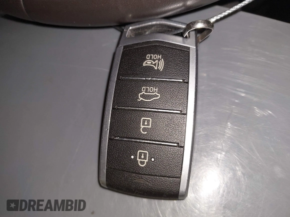 2017 Genesis G80 3.8L z VIN KMHGN4JE4HU175479, wystawiony jako IAAI lot #42161608 z przebiegiem 118 066 mil mil oraz . Historia ofert i sprzedaży dostępna na DreamBid. Obrazek 11.