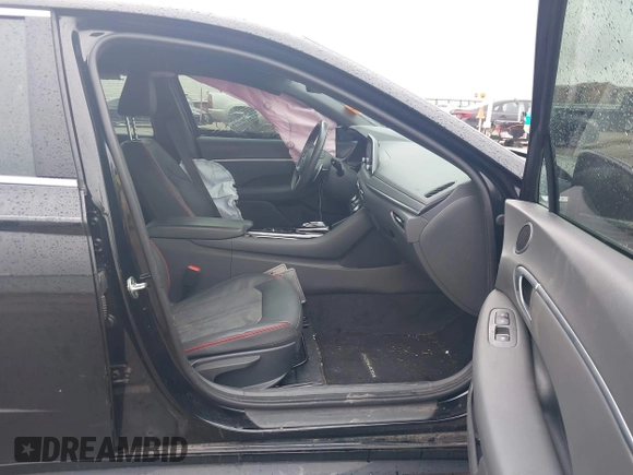2021 Hyundai Sonata SEL Plus with VIN 5NPEJ4J25MH107242, listed as a IAAI auction lot 39029018 with 48,160 mi miles and . Bid and sale history available at DreamBid. Image 5.