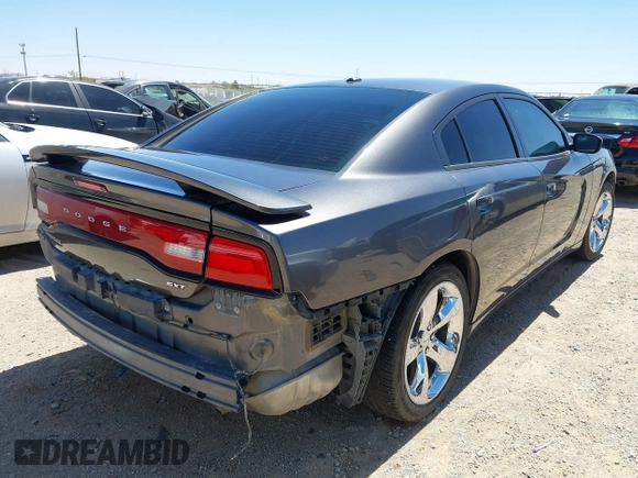 2014 Dodge Charger SXT z VIN 2C3CDXHG3EH339404, wystawiony jako IAAI lot #42072957 z przebiegiem 125 183 mil mil oraz . Historia ofert i sprzedaży dostępna na DreamBid. Obrazek 4.