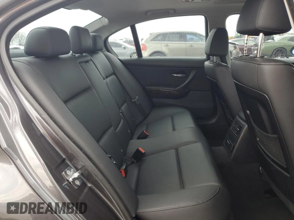 2006 BMW 3 Series 325i with VIN WBAVB13566PT04489, listed as a Copart auction lot 51803725 with 90,734 mi miles and Salvage title. Bid and sale history available at DreamBid. Image 10.