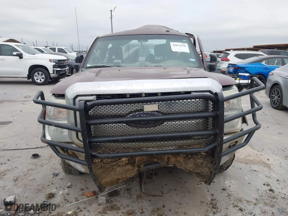 2015 Ford Super Duty F-250 SRW Lariat with VIN 1FT7W2BT4FED15783, listed as a IAAI auction lot 42012550 with 247,885 mi miles. Bid and sale history available at carsss.com. Image 12.