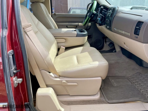 2013 Chevrolet Silverado 1500 LT with VIN 1GCRCSE08DZ117975, listed as a Copart auction lot 47416735 with 165,887 mi miles and Clean Title. Bid and sale history available at carsss.com. Image 5.