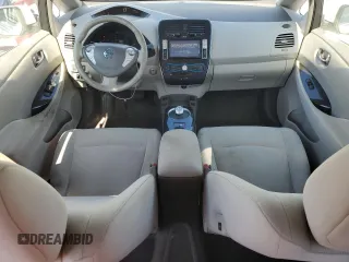 2012 Nissan LEAF SL with VIN JN1AZ0CP8CT023955, listed as a Copart auction lot 55696755 with 39,181 mi miles and Clean Title. Bid and sale history available at DreamBid. Image 8.
