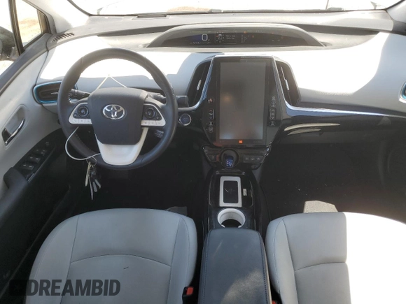 2017 Toyota Prius Plus z VIN JTDKARFP3H3017836, wystawiony jako Copart lot #57613355 z przebiegiem 64 958 mil mil oraz Szkoda całkowita • Salvage title. Historia ofert i sprzedaży dostępna na DreamBid. Obrazek 8.