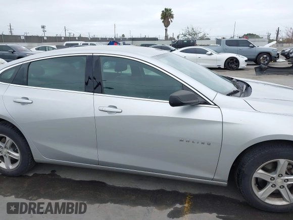 2019 Chevrolet Malibu LS z VIN 1G1ZB5ST5KF144156, wystawiony jako IAAI lot #42042821 z przebiegiem 139 159 mil mil oraz . Historia ofert i sprzedaży dostępna na DreamBid. Obrazek 13.