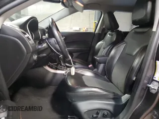 2019 Jeep Compass Latitude с VIN 3C4NJDBB4KT673422, выставлен на аукционе Copart как лот 60872845 с пробегом 77 270 миль миль и Списание • Salvage title. История ставок и продаж доступна на DreamBid. Изображение 7.