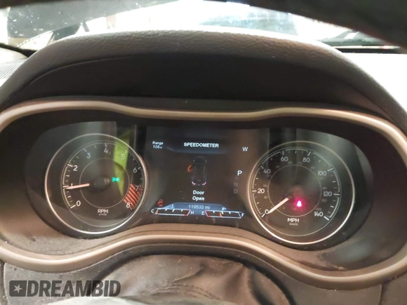 2014 Jeep Cherokee Limited with VIN 1C4PJMDS2EW202518, listed as a IAAI auction lot 41911156 with 119,533 mi miles. Bid and sale history available at carsss.com. Image 7.