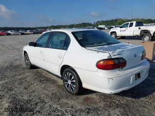 2001 Chevrolet Malibu with VIN 1G1ND52J81M617498, listed as a IAAI auction lot 42041500 with 1 mi miles. Bid and sale history available at carsss.com. Image 3.