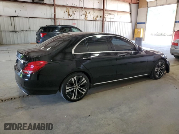 2018 Mercedes-Benz C 300 z VIN 55SWF4JB5JU262727, wystawiony jako Copart lot #57547835 z przebiegiem 80 786 mil mil oraz Szkoda całkowita • Salvage title. Historia ofert i sprzedaży dostępna na DreamBid. Obrazek 3.