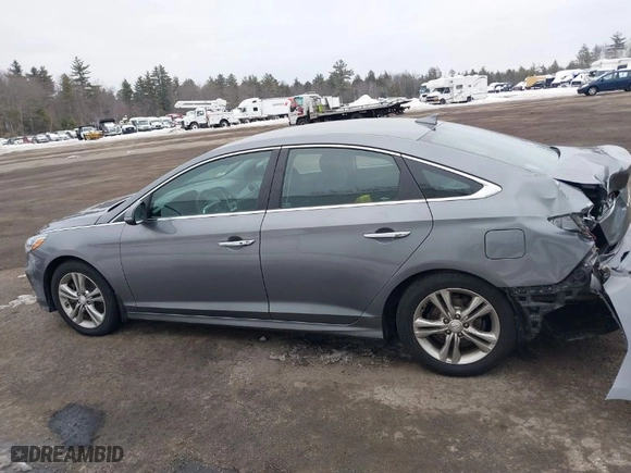 2018 Hyundai Sonata SEL with VIN 5NPE34AF5JH696060, listed as a IAAI auction lot 41638547 with NaN miles. Bid and sale history available at carsss.com. Image 14.