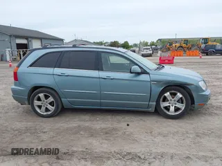 2008 Chrysler Pacifica Touring z VIN 2A8GM68X28R634539, wystawiony jako IAAI lot #42300301 z przebiegiem 113 621 mil mil oraz . Historia ofert i sprzedaży dostępna na DreamBid. Obrazek 13.