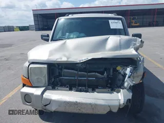 2007 Jeep Commander Sport с VIN 1J8HG48P37C560006, выставлен на аукционе IAAI как лот 42558974 с пробегом 223 413 миль миль и . История ставок и продаж доступна на DreamBid. Изображение 12.