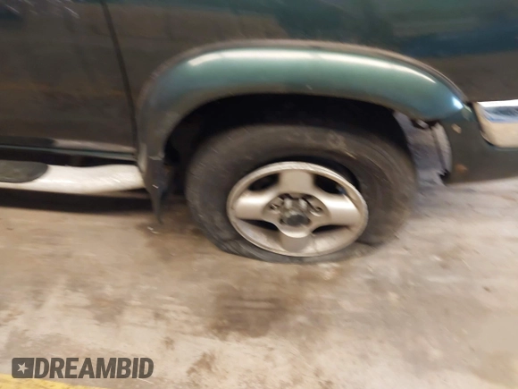 2000 Nissan Frontier XE with VIN 1N6ED26Y4YC354551, listed as a IAAI auction lot 42865110 with 116,193 mi miles and . Bid and sale history available at DreamBid. Image 14.