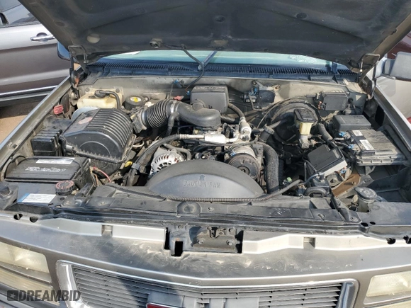 1998 GMC Sierra Classic 1500 with VIN 1GTEK19R1WR517657, listed as a Copart auction lot 70489784 with 341124 miles and Salvage Title. Bid and sale history available at carsss.com. Image 11.