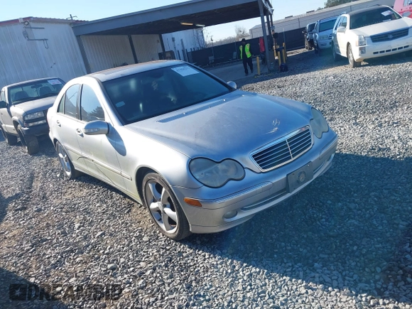 2004 Mercedes-Benz C 230 Kompressor with VIN WDBRF40J24F509692, listed as a IAAI auction lot 41350275 with 210,624 mi miles and . Bid and sale history available at DreamBid. Image 1.