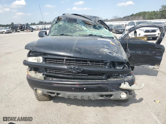 2003 Chevrolet Tahoe LT with VIN 1GNEK13Z73R243537, listed as a Copart auction lot 47000435 with 0 mi miles and Salvage Title. Bid and sale history available at carsss.com. Image 5.