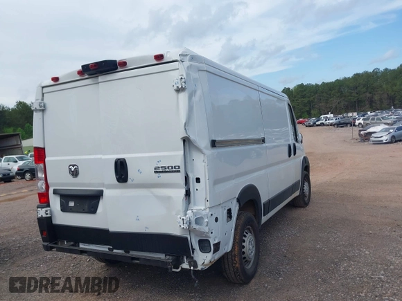 2025 Ram ProMaster Cargo Tradesman with VIN 3C6LRVVG2SE513404, listed as a IAAI auction lot 41948626 with 7,553 mi miles and . Bid and sale history available at carsss.com. Image 6.