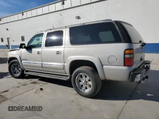 2005 GMC Yukon XL SLT with VIN 1GKFK16Z75J247036, listed as a Copart auction lot 46354735 with 298,509 mi miles and Salvage Title. Bid and sale history available at carsss.com. Image 2.
