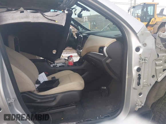 2022 Chevrolet Traverse LS with VIN 1GNERLKW4NJ108225, listed as a IAAI auction lot 41474728 with Not Provided miles. Bid and sale history available at carsss.com. Image 5.