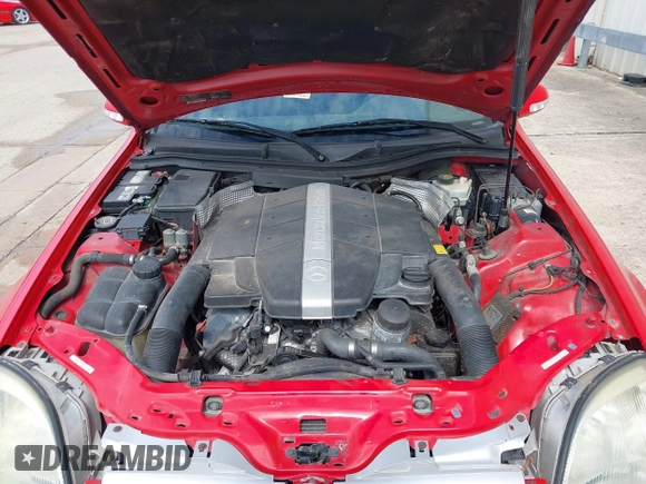 2001 Mercedes-Benz SLK 230/320 z VIN WDBKK65F31F223603, wystawiony jako IAAI lot #42307611 z przebiegiem 136 357 mil mil oraz . Historia ofert i sprzedaży dostępna na DreamBid. Obrazek 10.