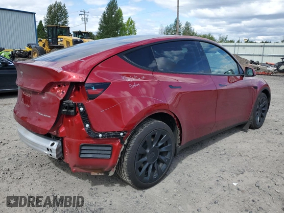 2024 Tesla Model Y Long Range with VIN 7SAYGDEE3RF196043, listed as a Copart auction lot 55693765 with 13,865 mi miles and Salvage title. Bid and sale history available at DreamBid. Image 3.