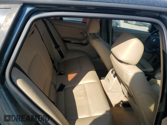 2006 BMW 3 Series 325xi with VIN WBAVT13556KW24039, listed as a Copart auction lot 73067464 with 108,749 mi miles and Salvage title. Bid and sale history available at DreamBid. Image 10.
