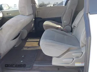 2017 Toyota Sienna LE Auto Access Seat с VIN 5TDKZ3DC9HS797877, выставлен на аукционе IAAI как лот 41778176 с пробегом 154 080 миль миль и . История ставок и продаж доступна на DreamBid. Изображение 8.