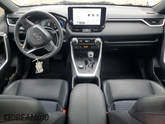 2024 Toyota RAV4 Hybrid XSE z VIN 2T3E6RFV5RW053717, wystawiony jako Copart lot #63863505 z przebiegiem 14 665 mil mil oraz Szkoda całkowita • Salvage title. Historia ofert i sprzedaży dostępna na DreamBid. Obrazek 8.