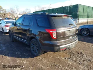2013 Ford Explorer Limited with VIN 1FM5K8F85DGB85957, listed as a IAAI auction lot 41530677 with 219,130 mi miles. Bid and sale history available at carsss.com. Image 3.