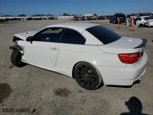 2011 BMW M3 with VIN WBSDX9C59BE584454, listed as a Copart auction lot 46702895 with 0 mi miles and Salvage Title. Bid and sale history available at carsss.com. Image 2.