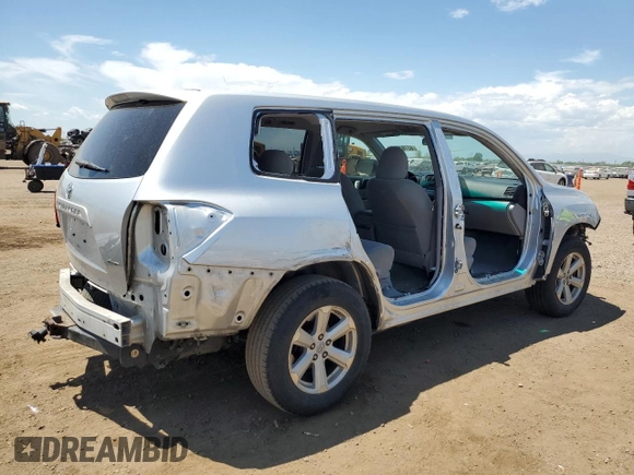 2010 Toyota Highlander with VIN 5TDBK3EH1AS033378, listed as a Copart auction lot 62781295 with 189,082 mi miles and Salvage title. Bid and sale history available at DreamBid. Image 3.