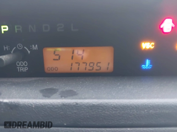 2005 Scion xB z VIN JTLKT324250181812, wystawiony jako IAAI lot #41738739 z przebiegiem 177 951 mil mil oraz . Historia ofert i sprzedaży dostępna na DreamBid. Obrazek 15.