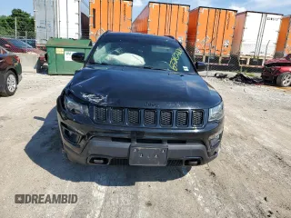 2019 Jeep Compass Sport с VIN 3C4NJDAB9KT768348, выставлен на аукционе Copart как лот 63862224 с пробегом 87 342 миль миль и Списание • Salvage title. История ставок и продаж доступна на DreamBid. Изображение 5.