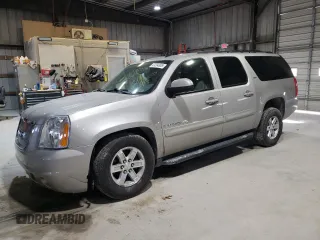 2008 GMC Yukon XL SLT w/4SB with VIN 1GKFC16J78R252671, listed as a Copart auction lot 47294365 with 173,819 mi miles and Salvage Title. Bid and sale history available at carsss.com. Image 1.