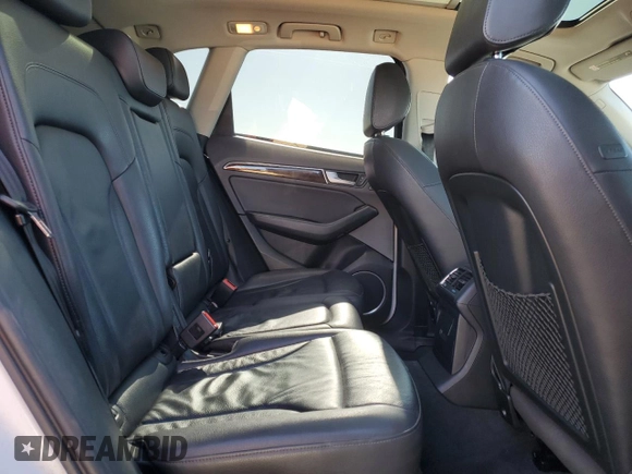 2016 Audi Q5 Premium Plus z VIN WA1L2AFP4GA100490, wystawiony jako Copart lot #55835645 z przebiegiem 116 342 mil mil oraz Szkoda całkowita • Salvage title. Historia ofert i sprzedaży dostępna na DreamBid. Obrazek 11.
