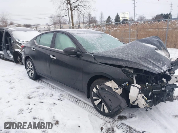 2021 Nissan Altima SV z VIN 1N4BL4DW2MN406284, wystawiony jako IAAI lot #41401817 z przebiegiem 34 145 mil mil oraz . Historia ofert i sprzedaży dostępna na DreamBid. Obrazek 1.