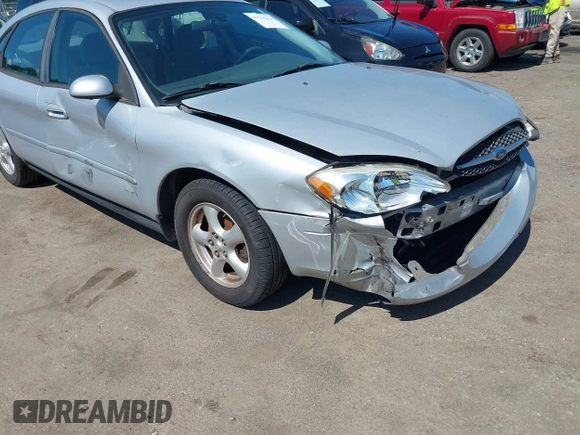 2003 Ford Taurus SES Standard with VIN 1FAFP55UX3A212214, listed as a IAAI auction lot 42544562 with 204,931 mi miles and . Bid and sale history available at DreamBid. Image 6.
