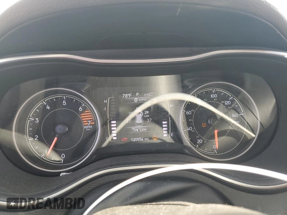 2019 Jeep Cherokee Latitude с VIN 1C4PJLCB9KD247202, выставлен на аукционе Copart как лот 57685415 с пробегом 120 556 миль миль и Списание • Salvage title. История ставок и продаж доступна на DreamBid. Изображение 9.