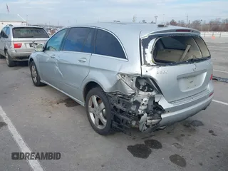 2011 Mercedes-Benz R with VIN 4JGCB6FE7BA118312, listed as a IAAI auction lot 41445696 with 228,925 mi miles. Bid and sale history available at carsss.com. Image 3.