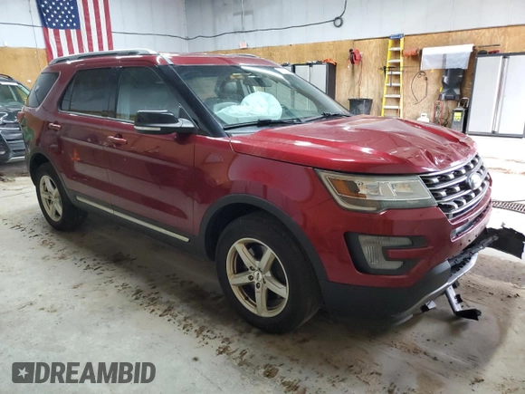 2017 Ford Explorer XLT with VIN 1FM5K8D82HGA43137, listed as a Copart auction lot 61988865 with 111,807 mi miles and Non repairable. Bid and sale history available at DreamBid. Image 4.