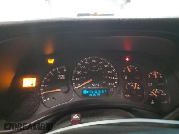2002 Chevrolet Suburban LT with VIN 1GNFK16Z62J258530, listed as a Copart auction lot 49921995 with 193,579 mi miles and Non Repairable. Bid and sale history available at carsss.com. Image 9.