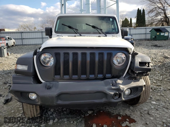 2022 Jeep Wrangler Unlimited Sport S with VIN 1C4HJXDG3NW249168, listed as a Copart auction lot 82494984 with 36,795 mi miles and Salvage Title. Bid and sale history available at carsss.com. Image 5.