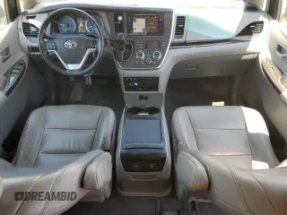 2017 Toyota Sienna XLE Auto Access Seat with VIN 5TDYZ3DC1HS838612, listed as a Copart auction lot 61286525 with 269,050 mi miles and Clean title. Bid and sale history available at DreamBid. Image 8.
