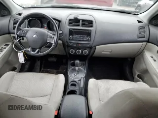 2017 Mitsubishi Outlander ES z VIN JA4AP3AU3HZ010087, wystawiony jako Copart lot #41060854 z przebiegiem 127 327 mil mil oraz Szkoda całkowita • Salvage title. Historia ofert i sprzedaży dostępna na DreamBid. Obrazek 8.