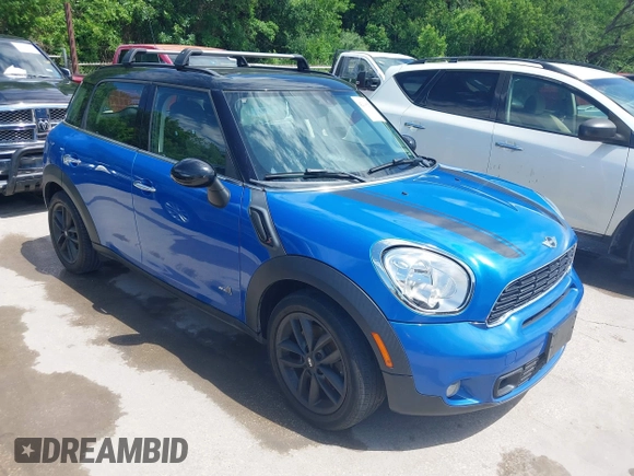 2013 MINI Countryman S ALL4 with VIN WMWZC5C53DWM16126, listed as a IAAI auction lot 42108272 with 118,314 mi miles and . Bid and sale history available at DreamBid. Image 1.