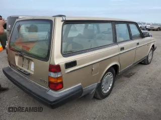 1993 Volvo 240 z VIN YV1AW8808P1945301, wystawiony jako Copart lot #76269044 z przebiegiem 121 083 mil mil oraz Nie do naprawy. Historia ofert i sprzedaży dostępna na DreamBid. Obrazek 3.