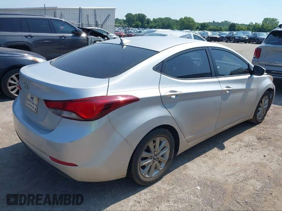 2014 Hyundai Elantra SE z VIN KMHDH4AE9EU043095, wystawiony jako IAAI lot #40867123 z przebiegiem 195 693 mil mil oraz . Historia ofert i sprzedaży dostępna na DreamBid. Obrazek 4.