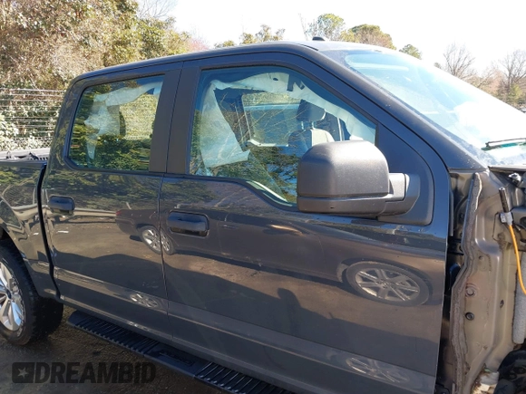 2016 Ford F-150 XLT with VIN 1FTEW1EF9GFB80917, listed as a IAAI auction lot 41640506 with 90,883 mi miles. Bid and sale history available at carsss.com. Image 14.